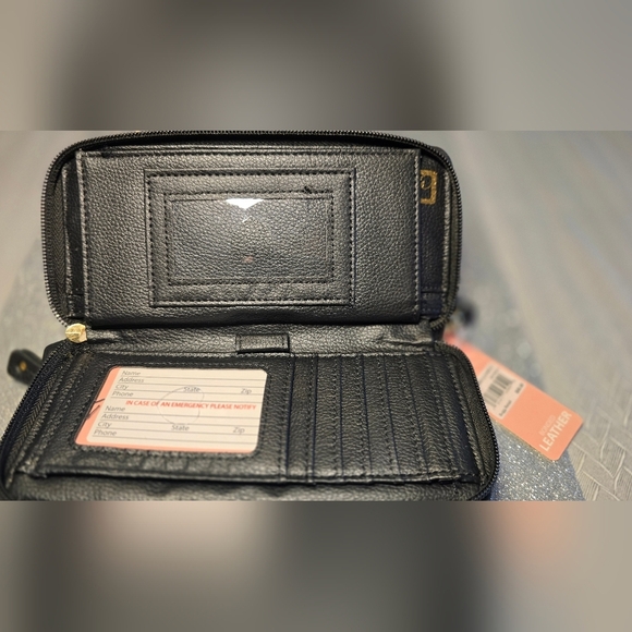 Stone Mountain  Black Embossed Women's Wallet Clutch - Picture 5 of 11